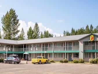 Super 8 By Wyndham Quesnel Bc Otel Dış mekan fotoğraf